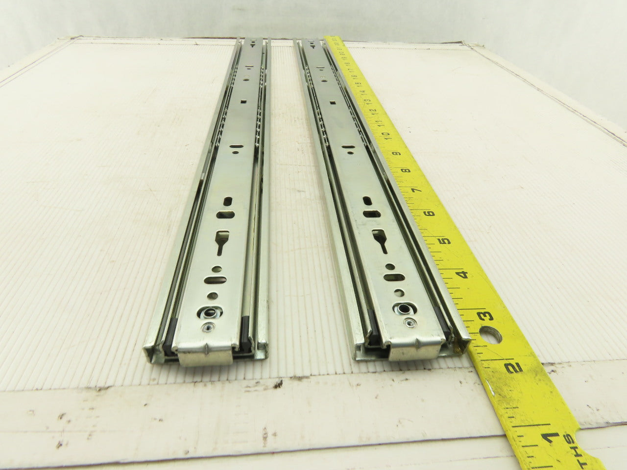 Accuride 4KRV9 39.69" Side Bracket Drawer Slide Hardware Set Of 2