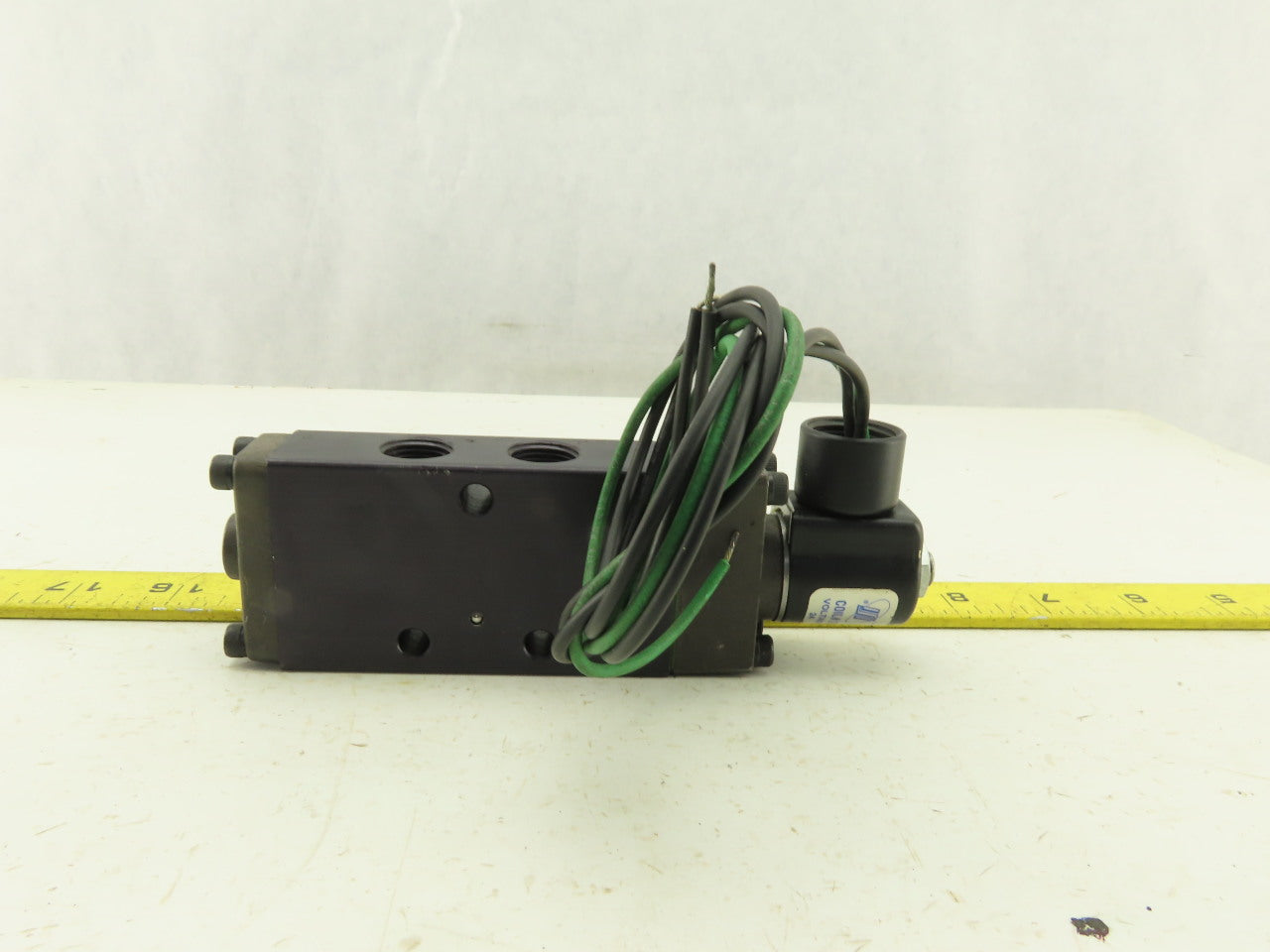 Norgren 375-02-081-S7 5/2 Position Single Solenoid Air Valve 24V