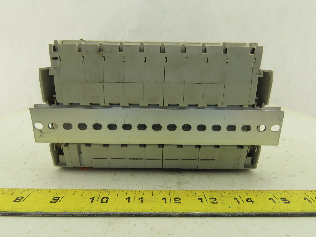 SMC SS5Y5-45NFD-07U Pneumatic Logic Manifold 24V Valve Bank