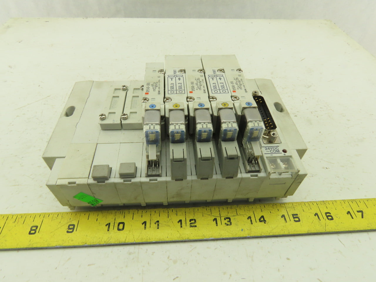 SMC SS5Y5-45NFD-07U Pneumatic Logic Manifold 24V Valve Bank