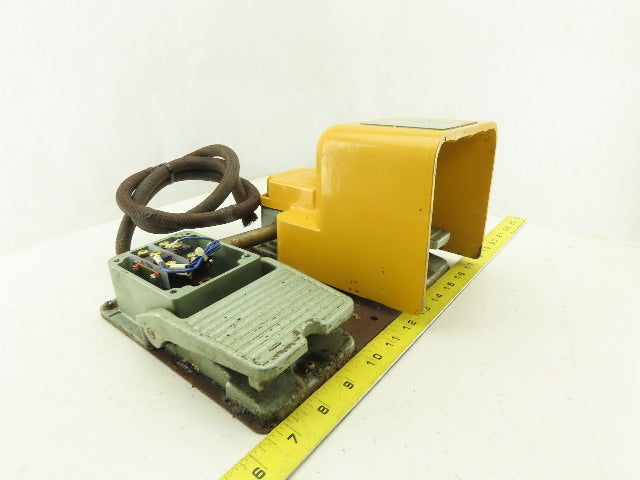 Double Foot Operator Control Switch 24VDC  Missing One Guard