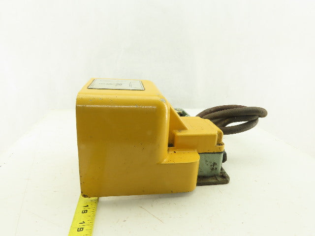 Double Foot Operator Control Switch 24VDC  Missing One Guard