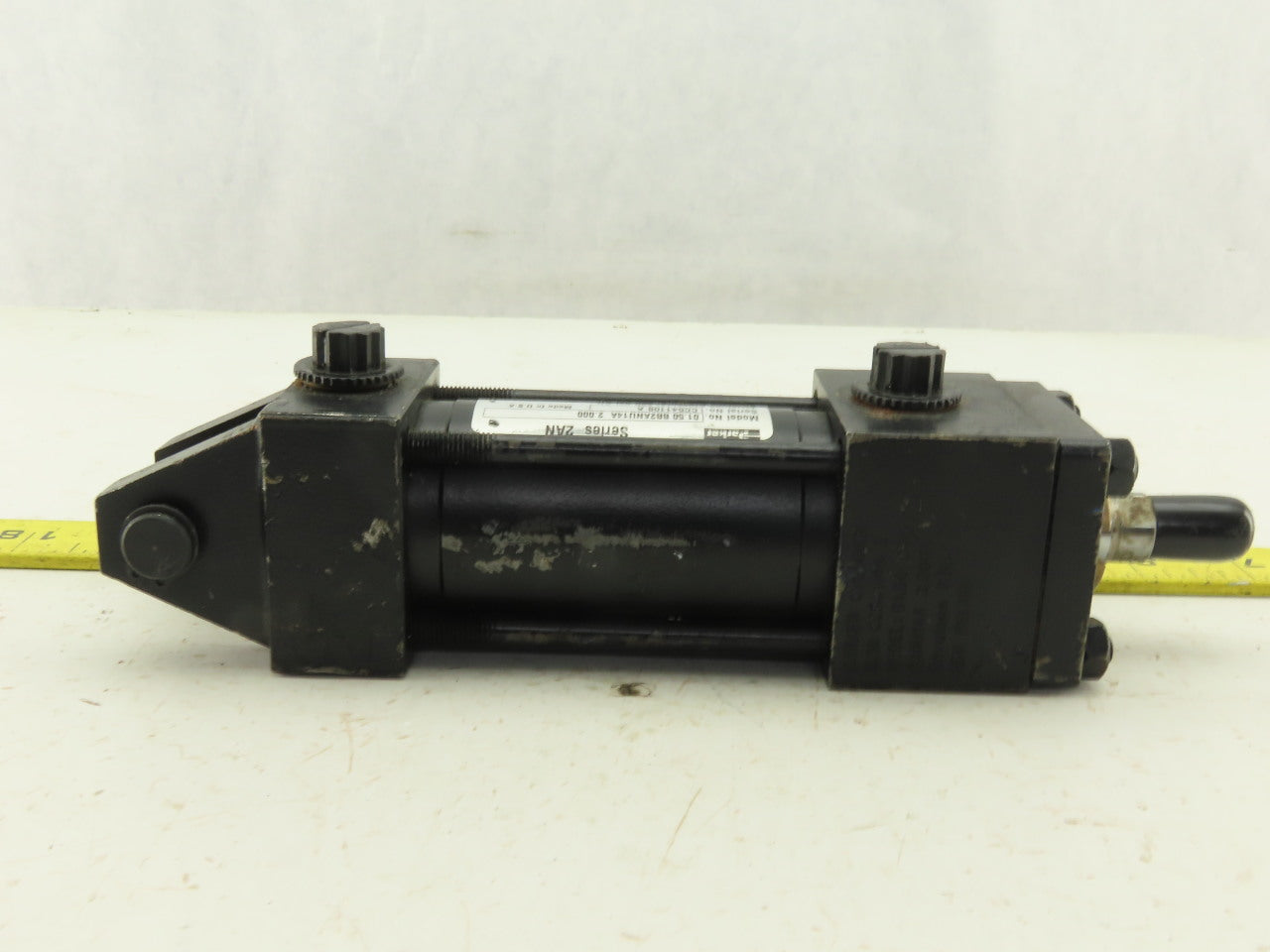 Parker BB2ANU14A 1-1/2" Bore 2" Stroke Clevis Mount Tie Rod Air Cylinder