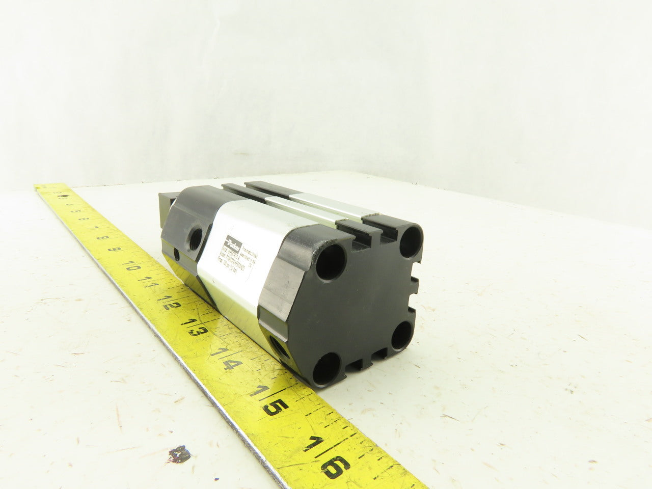 Parker P1M032KHFBC6N20 32mm Bore 32mm Stroke 1/4 Turn Air Cylinder Swing Clamp