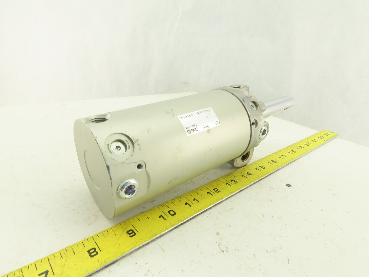 SMC CKG1A63-01-94152-75 63mm Bore 75mm Stroke Clamp Cylinder
