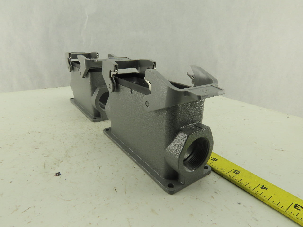 Harting 19300241521 Han24B-asg2-QB-M32 Electrical Terminal Hood Housing Lot Of 2