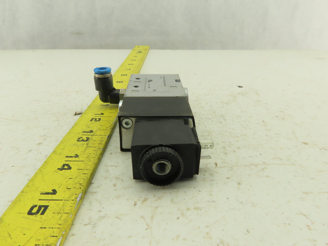 Festo VUVS-L20-M32C-MD-G18-F7 3/2 Way Solenoid Operated Air Valve 24VDC