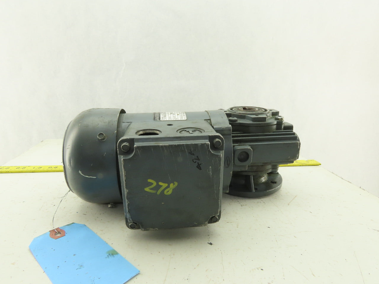Bauer BS03-34H/D05LA4 62:1 Ratio 26RPM 120W 480V 60Hz 3Ph Right Angle Gearmotor