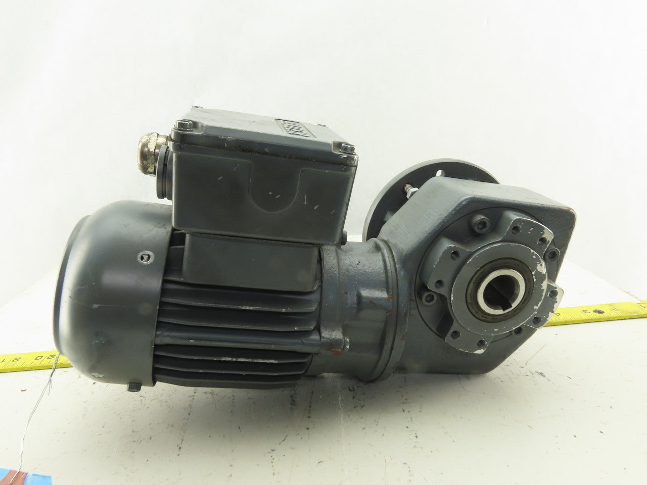 Bauer SG1-34/DK54/143L 40:1 Ratio 40RPM 110W 3Ph 400V Right Angle Gearmotor