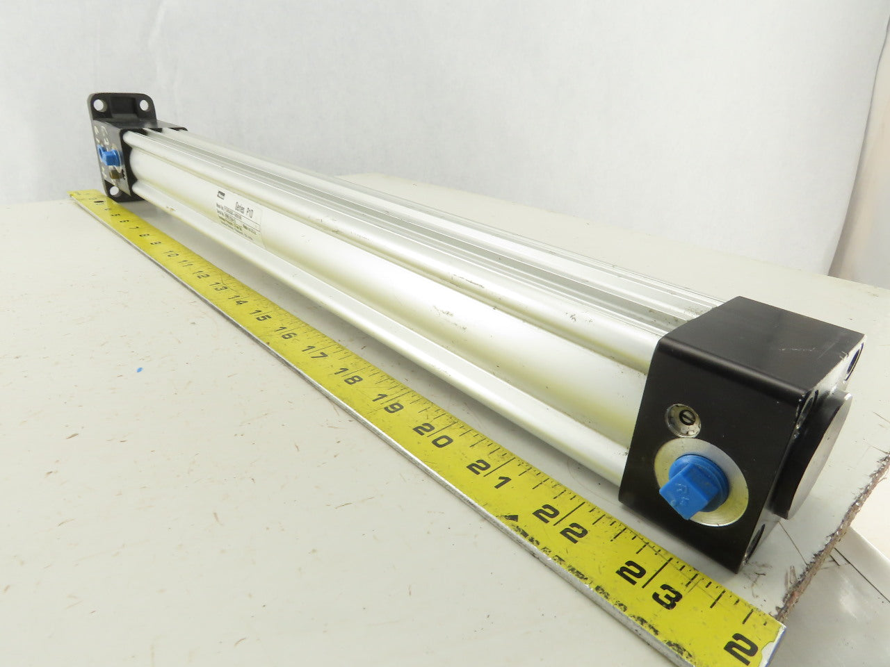 Parker Series PD1 40mm Bore 400mm Stroke Double Acting Rod Lock Cylinder