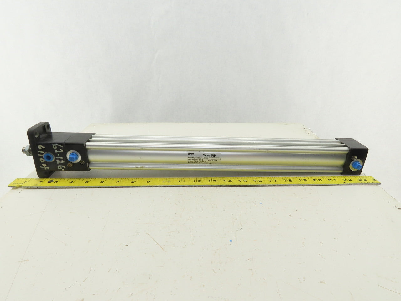 Parker Series PD1 40mm Bore 400mm Stroke Double Acting Rod Lock Cylinder