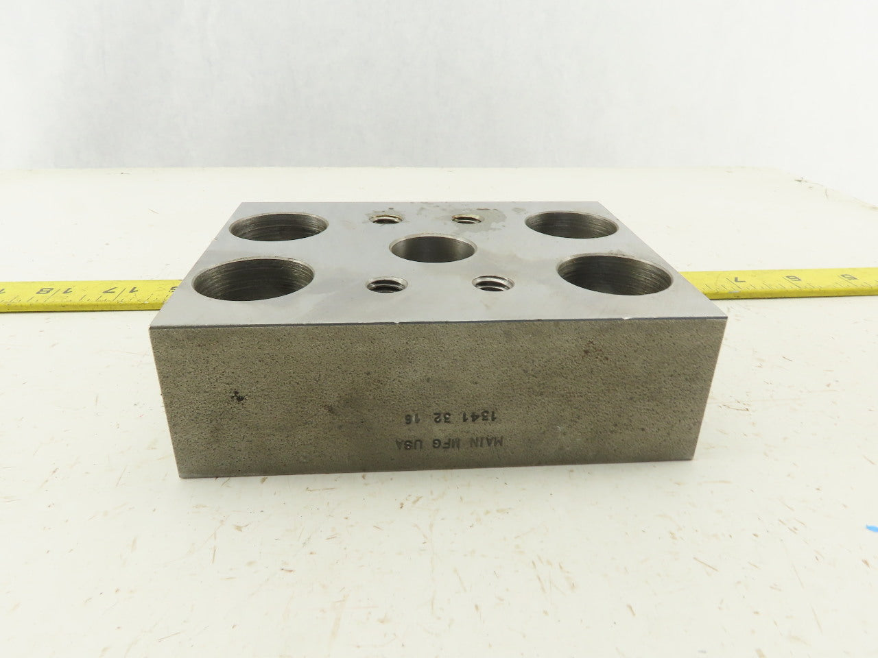 Main Mfg. 1341 32 16 4 Bolt Flange Adapter
