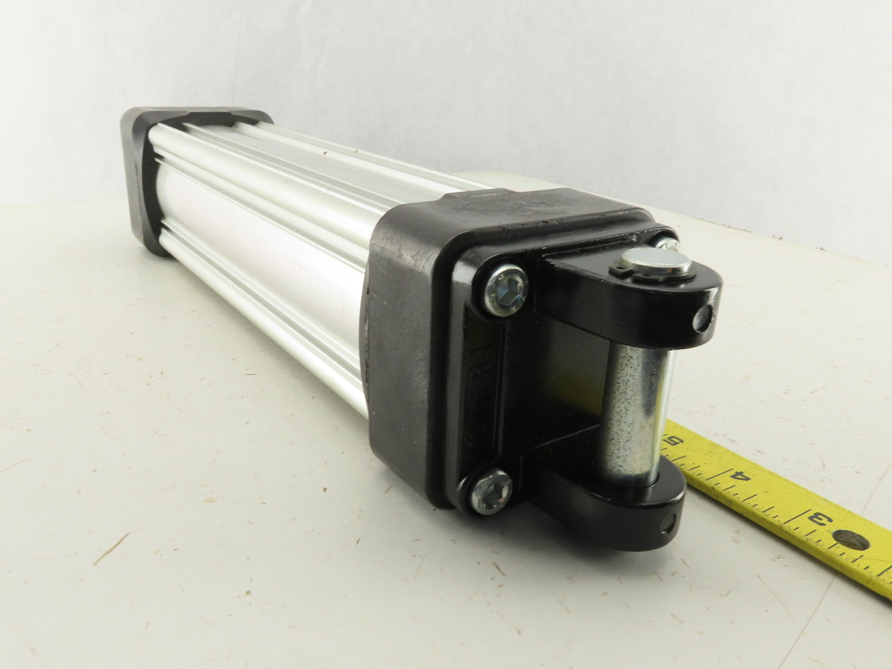 Parker P1DMS063MC-0205NTNN Double Acting Pneumatic Cylinder 63mm Bore 8" Stroke