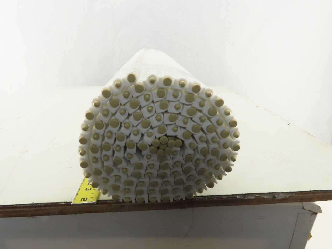23-1/2" Open Link Smooth Top Conveyor Mat Table Top Chain 62"