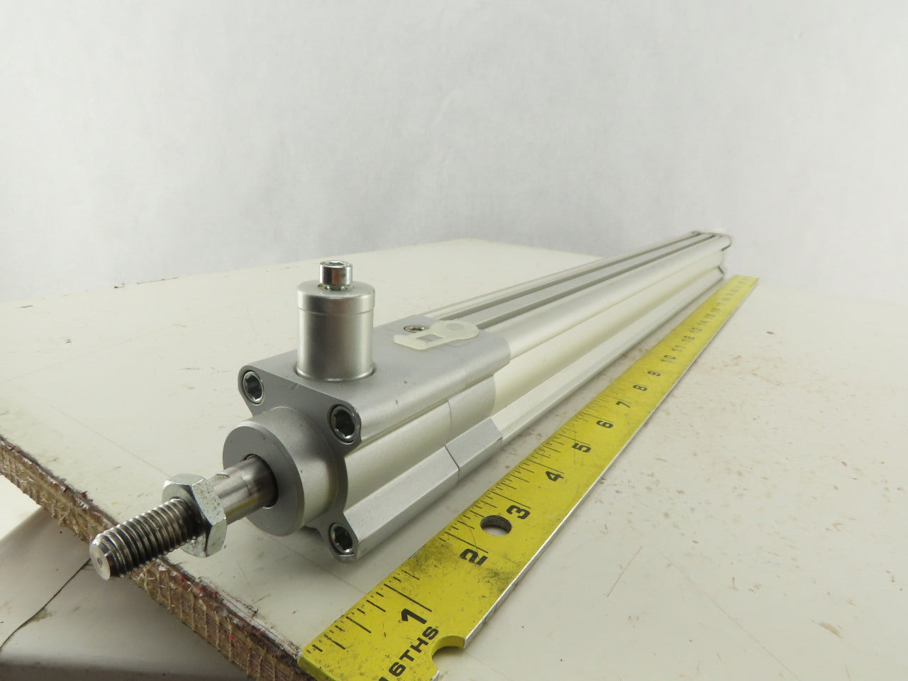 Festo DSBC-32-430-C-PPVA Pneumatic Air Cylinder 32mm Bore 430mm Stroke W/Clamp