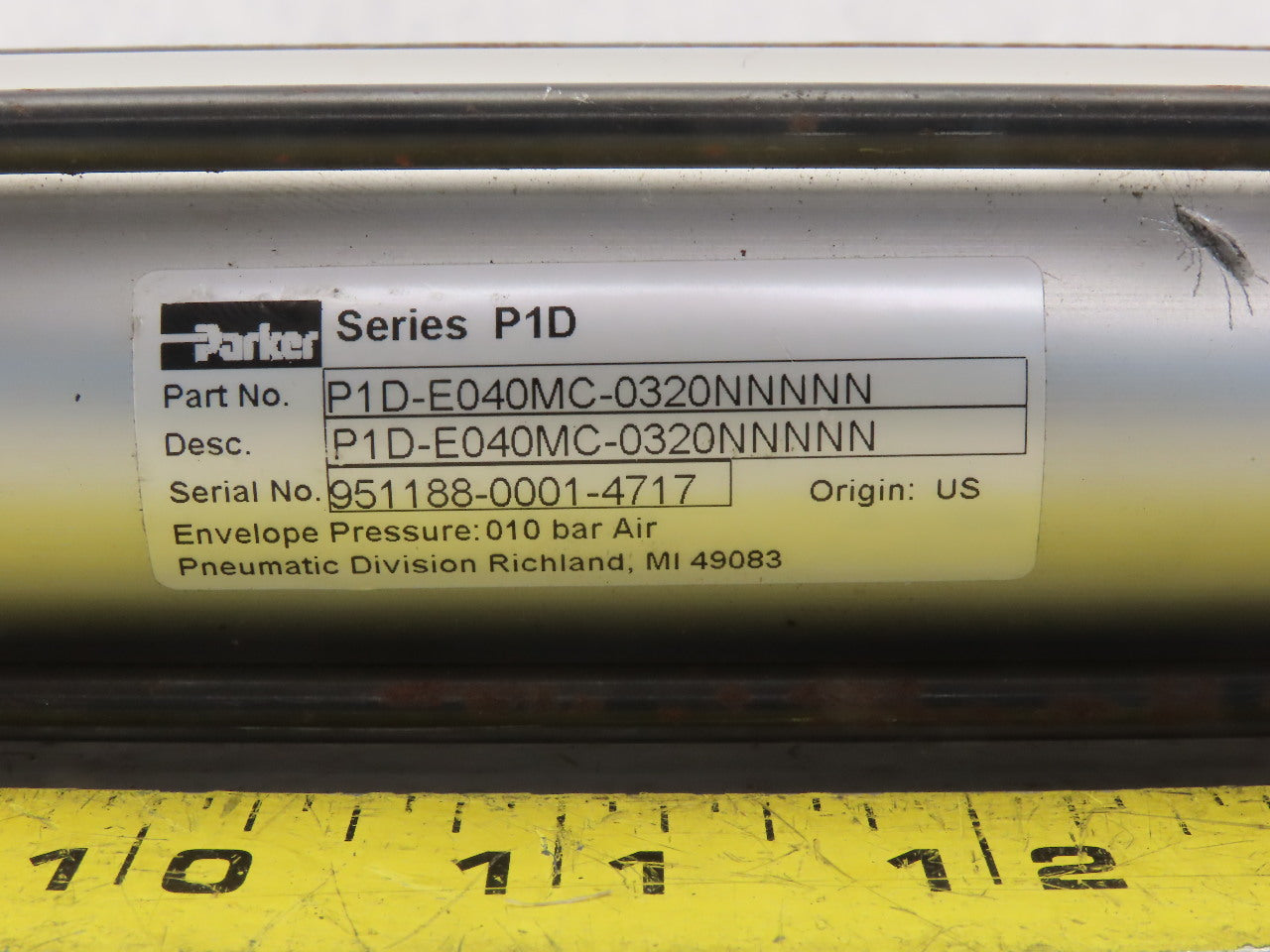 Parker P1D-T040MC-320NNNN Pneumatic Air Cylinder 40mm Bore 320mm Stroke