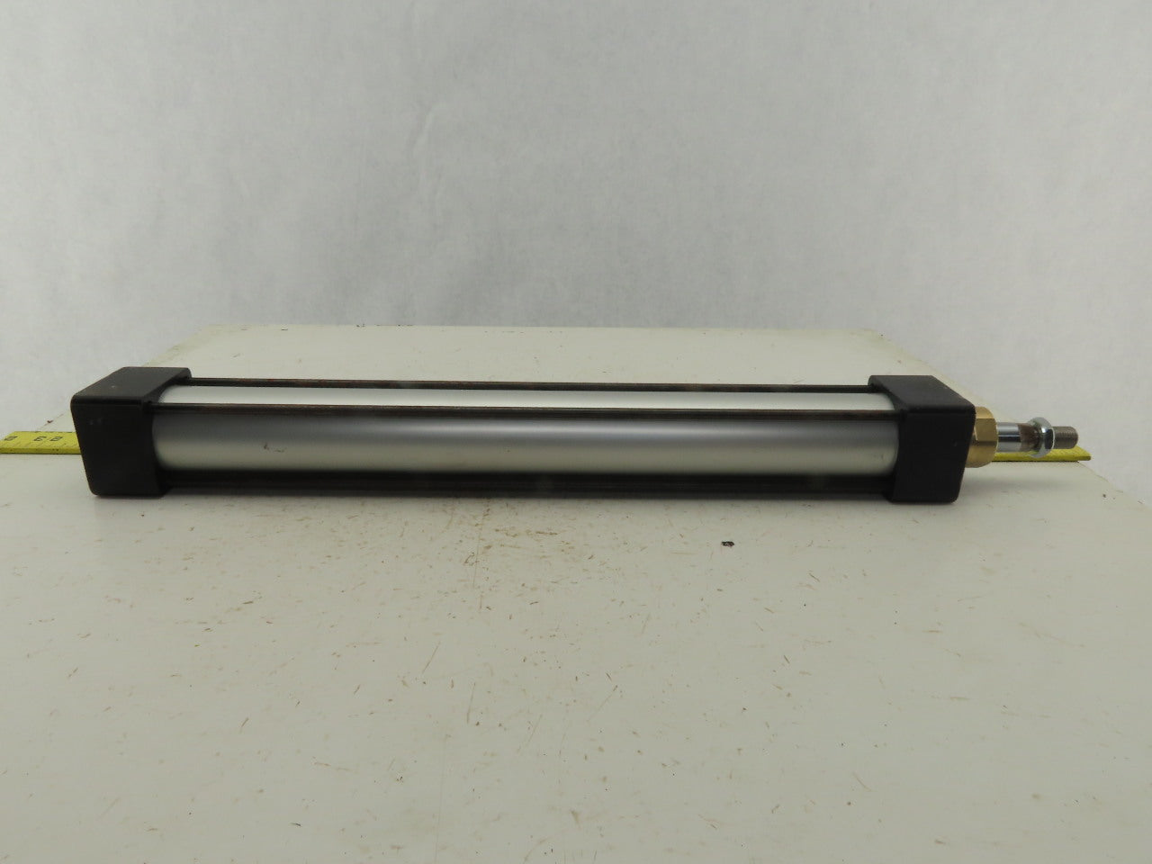 Parker P1D-T040MC-320NNNN Pneumatic Air Cylinder 40mm Bore 320mm Stroke