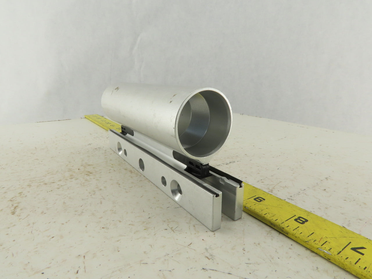 Festo 675555 DGE-40 Tooth Belt Linear Axis Drive Repair Piston