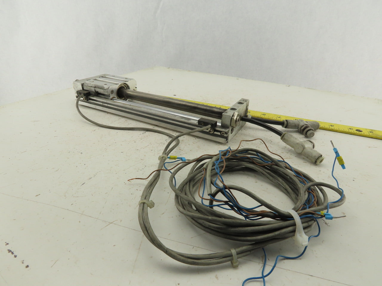 SMC NCDY2S15H-0800 Rodless Guided Cylinder 8" Travel 100 SPI