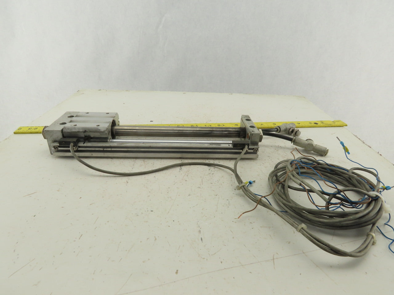 SMC NCDY2S15H-0800 Rodless Guided Cylinder 8" Travel 100 SPI