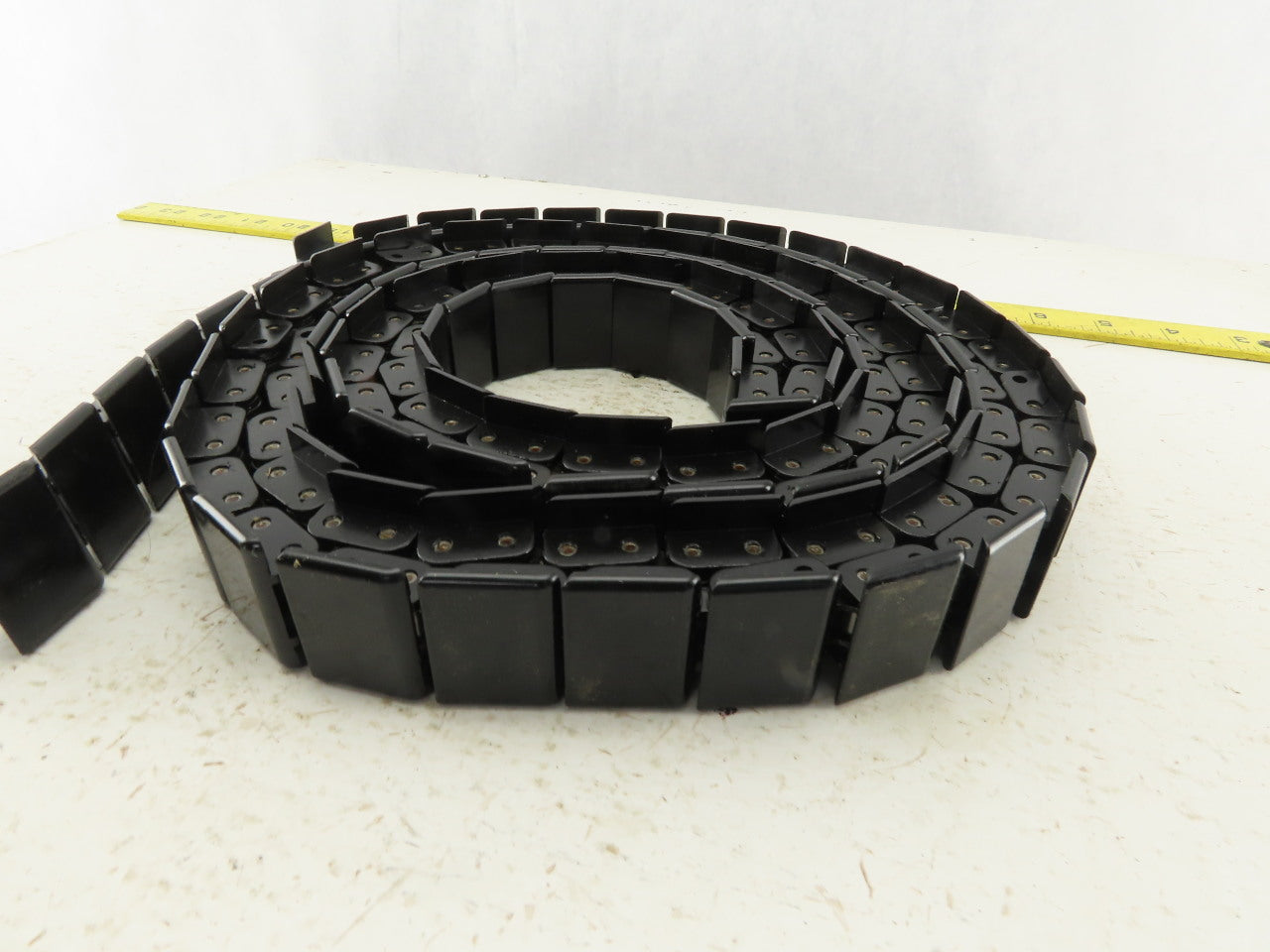 Uni Chain AS 843-K138 1-3/8" Wide Straight Running Table Top Chain 9.5'