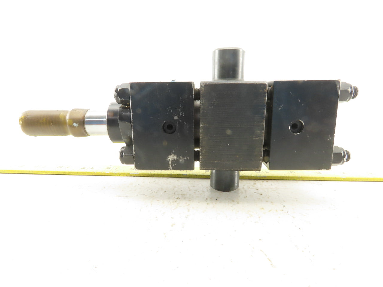 Hennells PMMAC-140-BR 1-1/2" Bore 1" Stroke Center Trunnion Air Cylinder