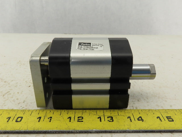 Parker P1M040CFKFC6K25 40mm Bore 25mm Stroke Double Ended Stroke Guided Cylinder