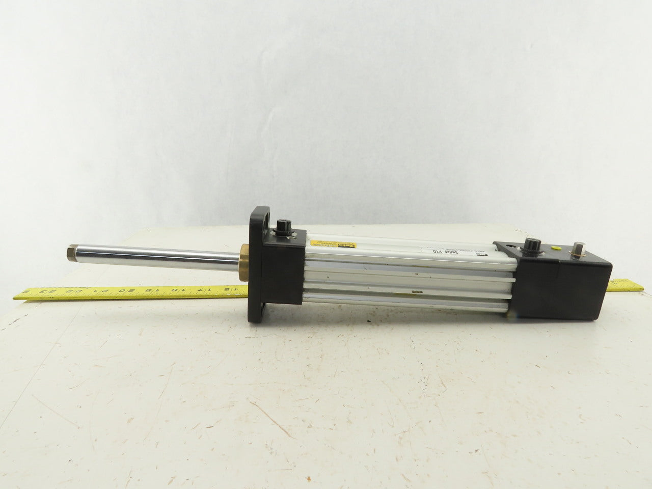 Parker P1D4J040FG-0130N4N6N 40mm Bore 130mm Stroke Rod Lock Air Cylinder