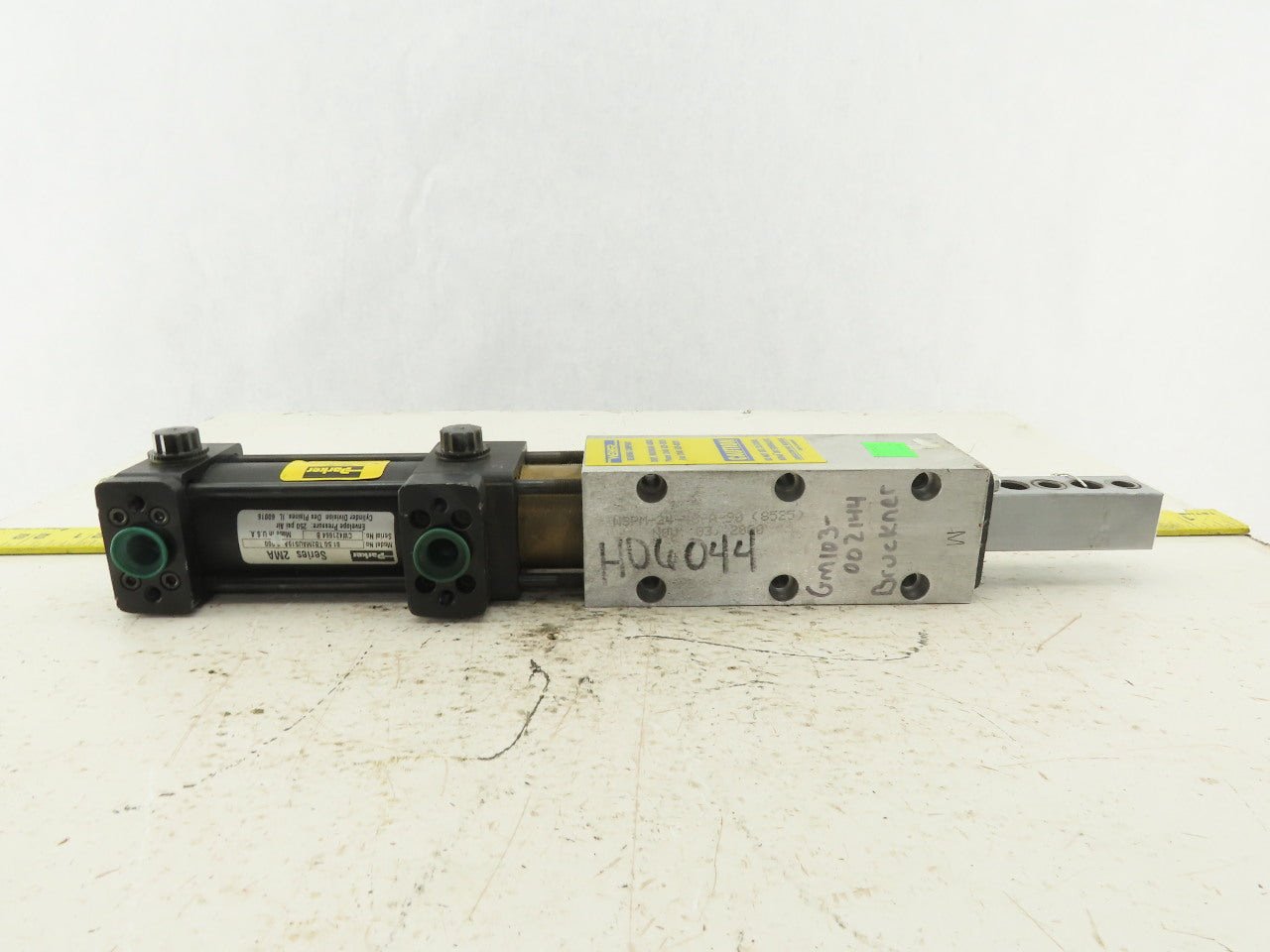 Parker WSPM-24-48-A-90 1-1/2" Bore 2" Stroke Pneumatic Clamp Cylinder