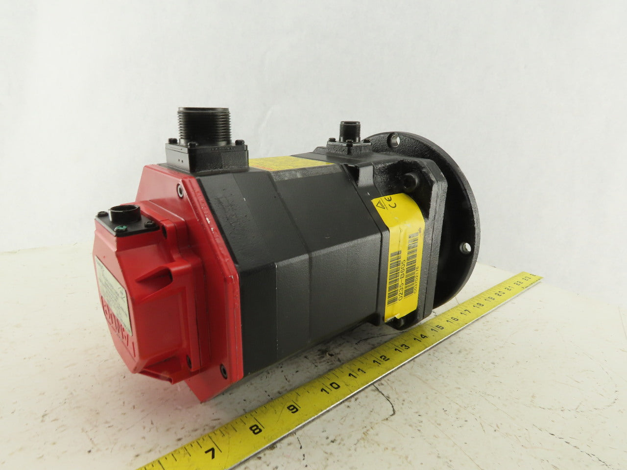 Fanuc A06B-0235-B605 2.5kW 4000RPM 184V AC 3Ph C-Frame AC Servo Motor