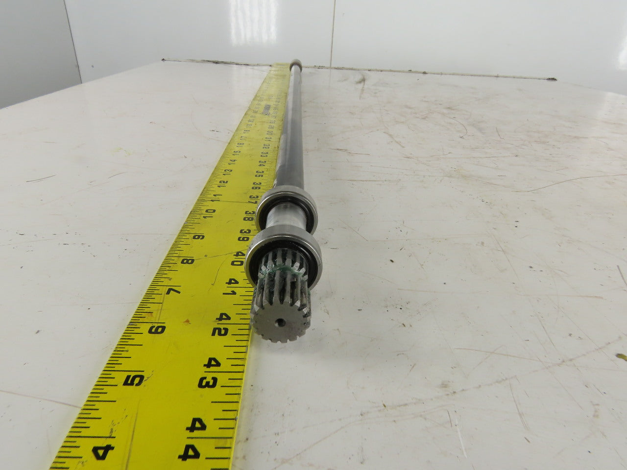 Fanuc EO-4325-020-004C Robotic Manipulator Arm Gear Shaft 2-5/16" Bearing Space