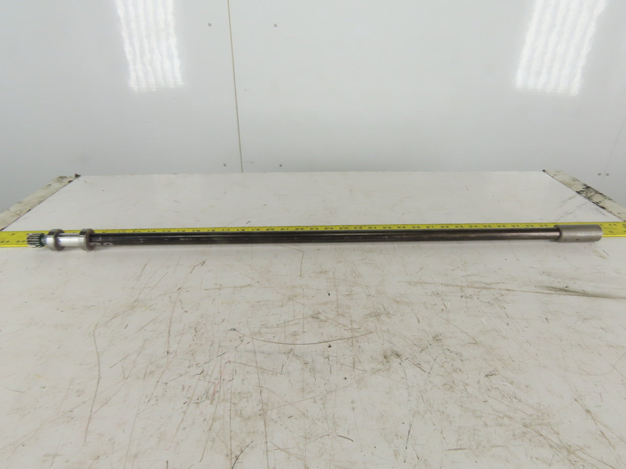 Fanuc EO-4325-020-004C Robotic Manipulator Arm Gear Shaft 2-5/16" Bearing Space