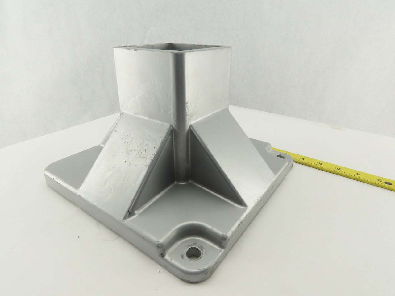 FlexLink XCFF 88X260 88mm Square Tube Floor Flange Mounting Socket