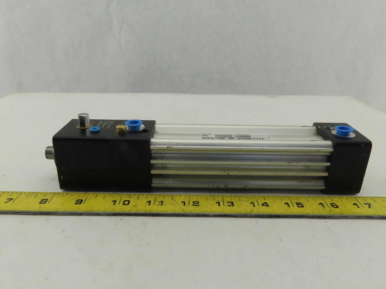 Parker P1D4J032MC-0100NNN6N Pneumatic Cylinder W/Rod Lock 32mm Bore 100mm Stroke