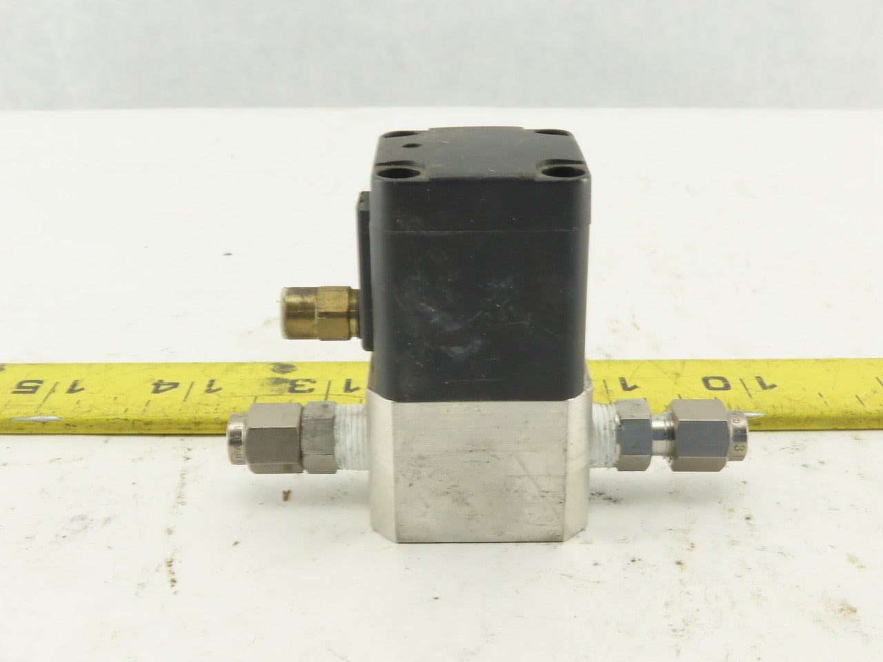 SMC LVA20-01-A Pilot Operated Chemical Purity Valve 0.5MPa