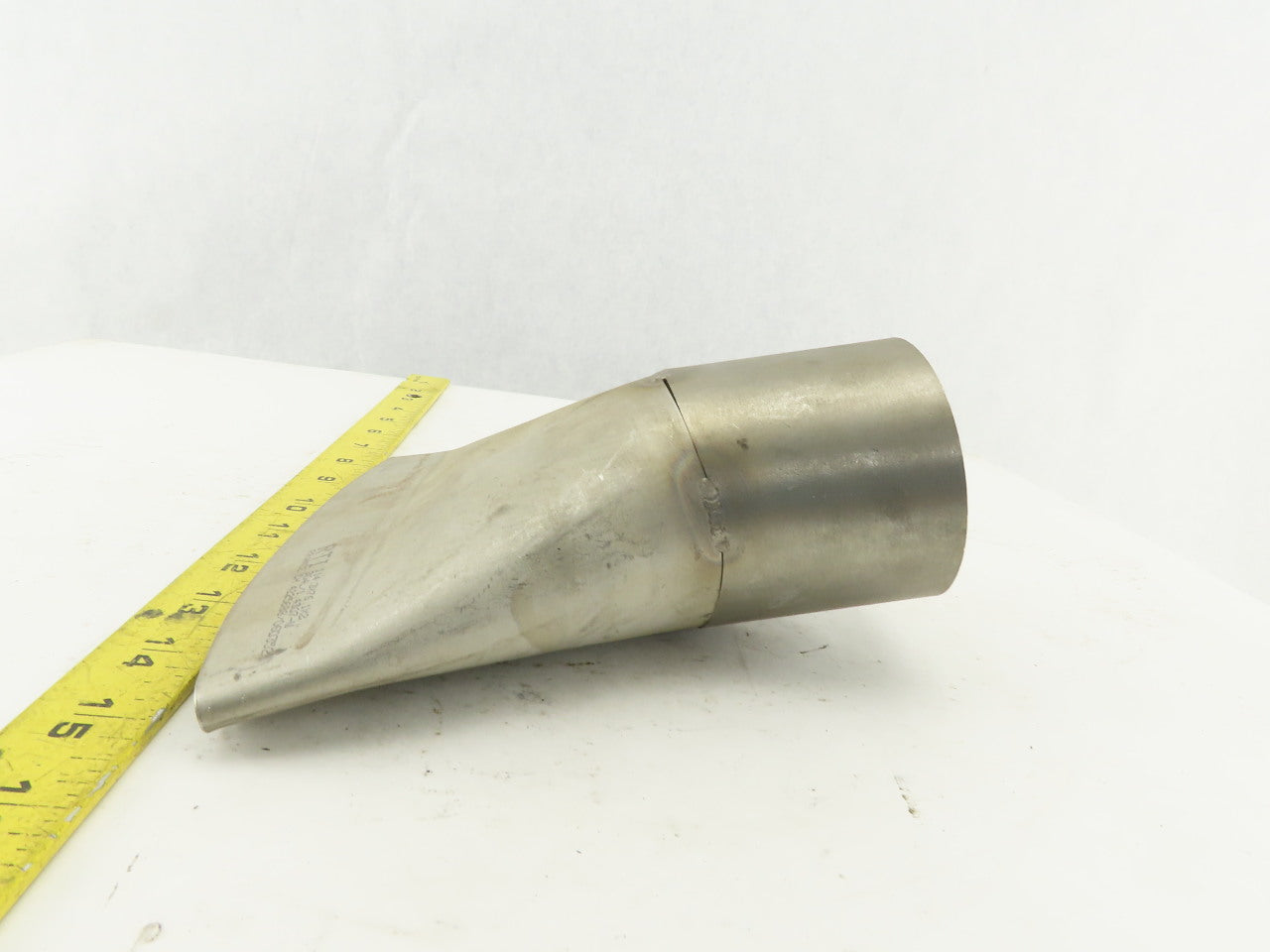 RTI 114.3x76.1x2 3" Rigid Stainless Steel Air Blow Nozzle 6-3/4" Wide 1/4" Open