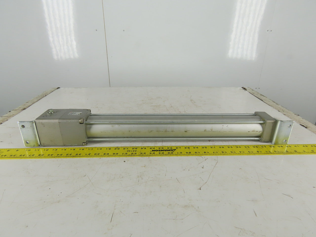 SMC C95N63-UA-DCH272BH Pneumatic Cylinder W/Locking Rod 63mm Bore 272mm Stroke
