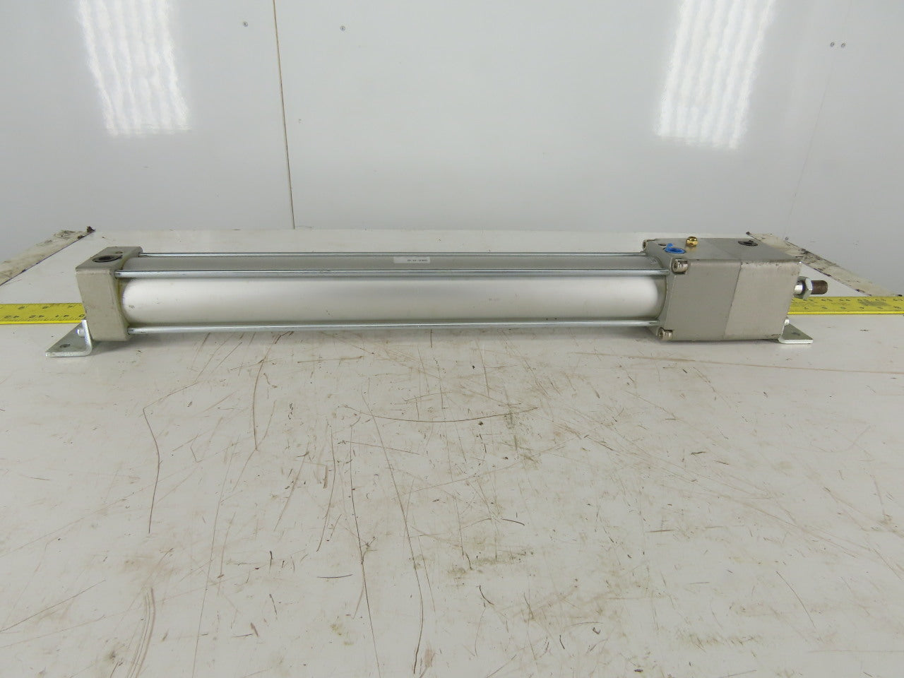 SMC C95N63-UA-DCH272BH Pneumatic Cylinder W/Locking Rod 63mm Bore 272mm Stroke