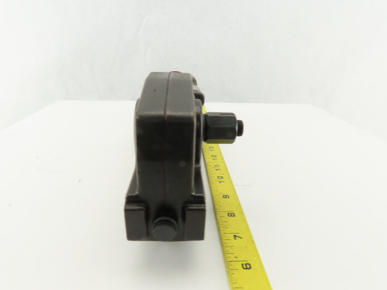 Norgren M1802934 1-1/2" Left Hand Clamping Cylinder Pneumatic Actuator