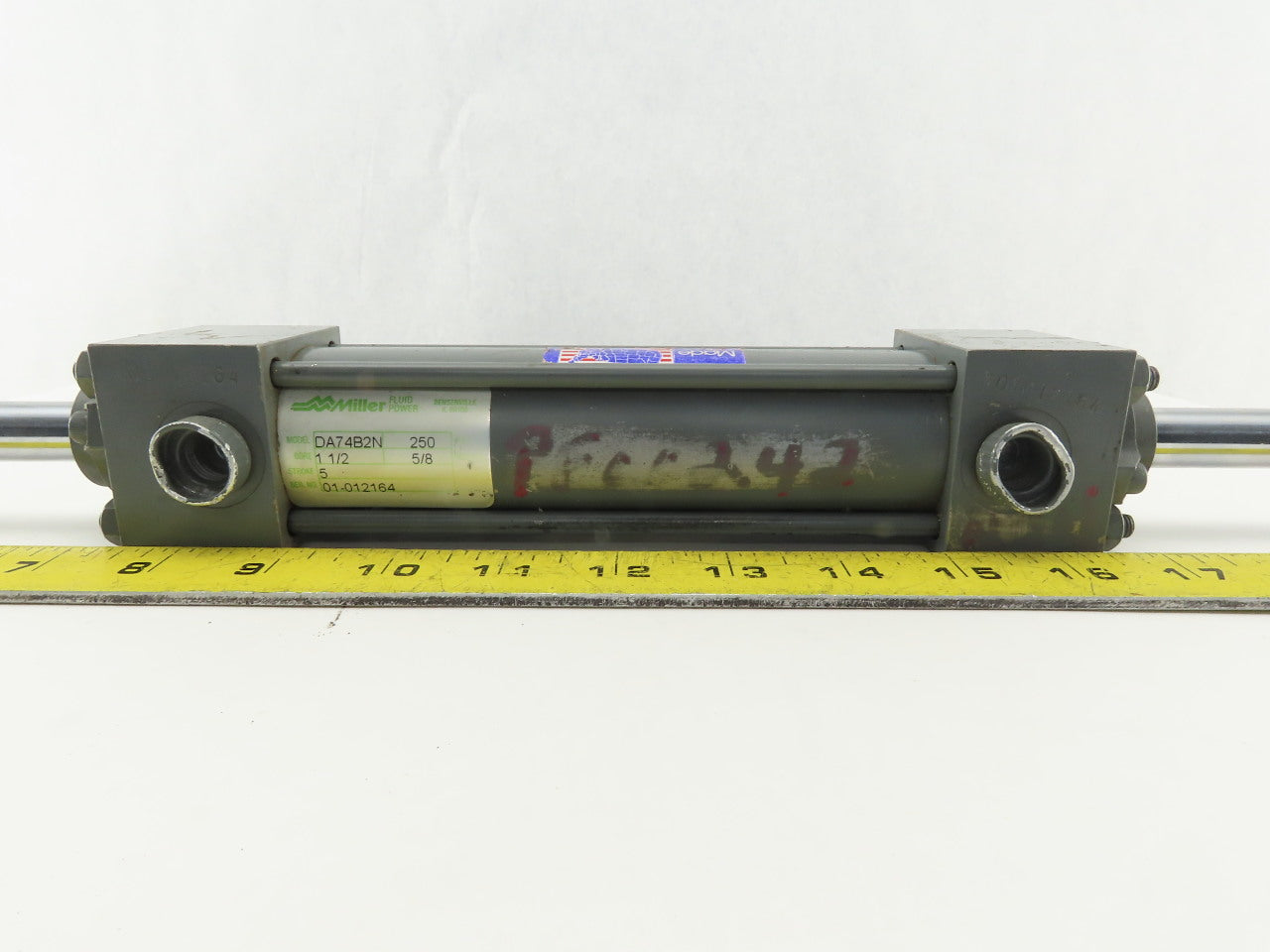 Miller DA74B2N 250 Pneumatic Cylinder Double Ended 5" Stroke 1-1/2" Bore