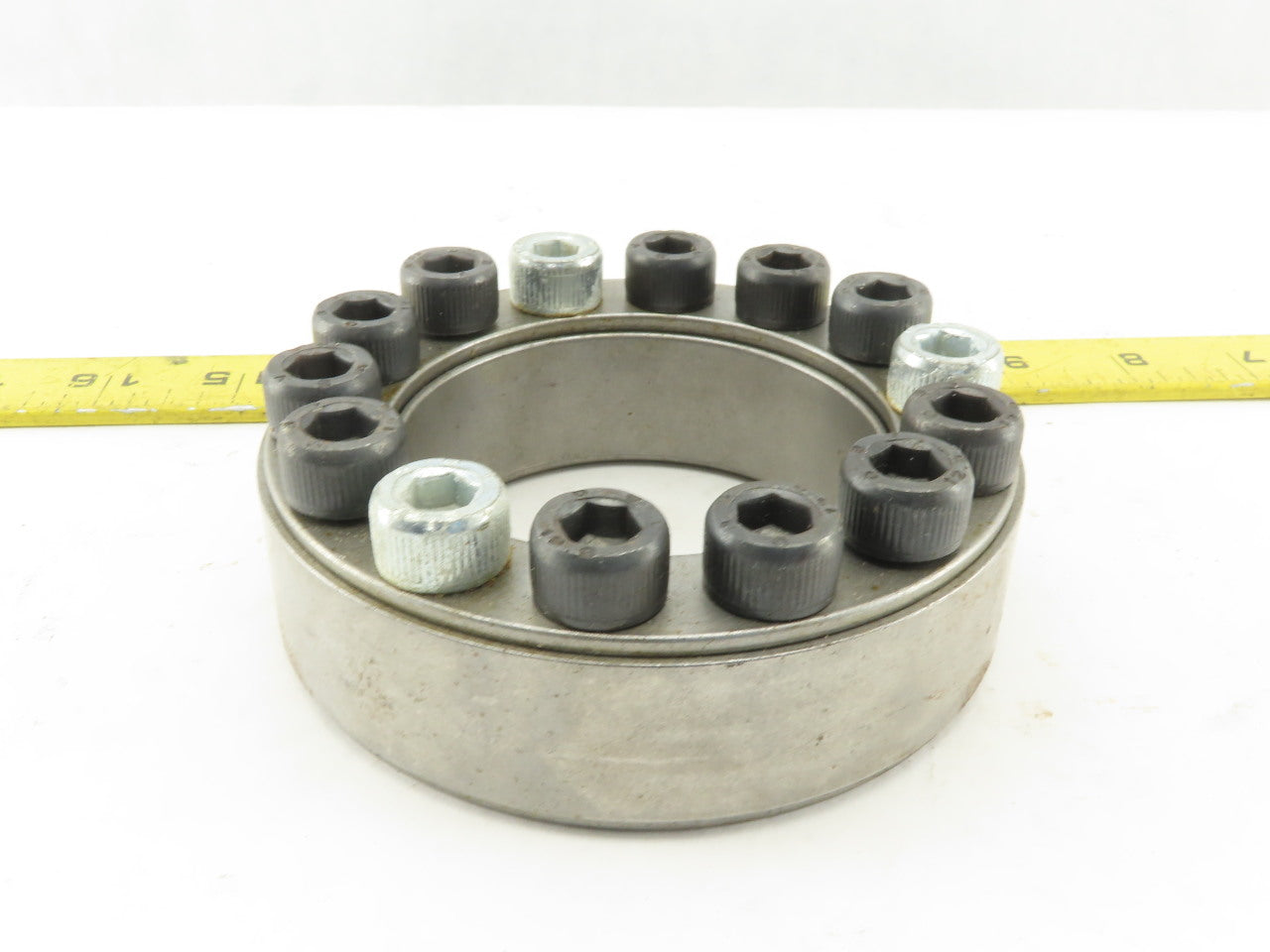 2-3/4" Bore Keyless Shaft Bushing
