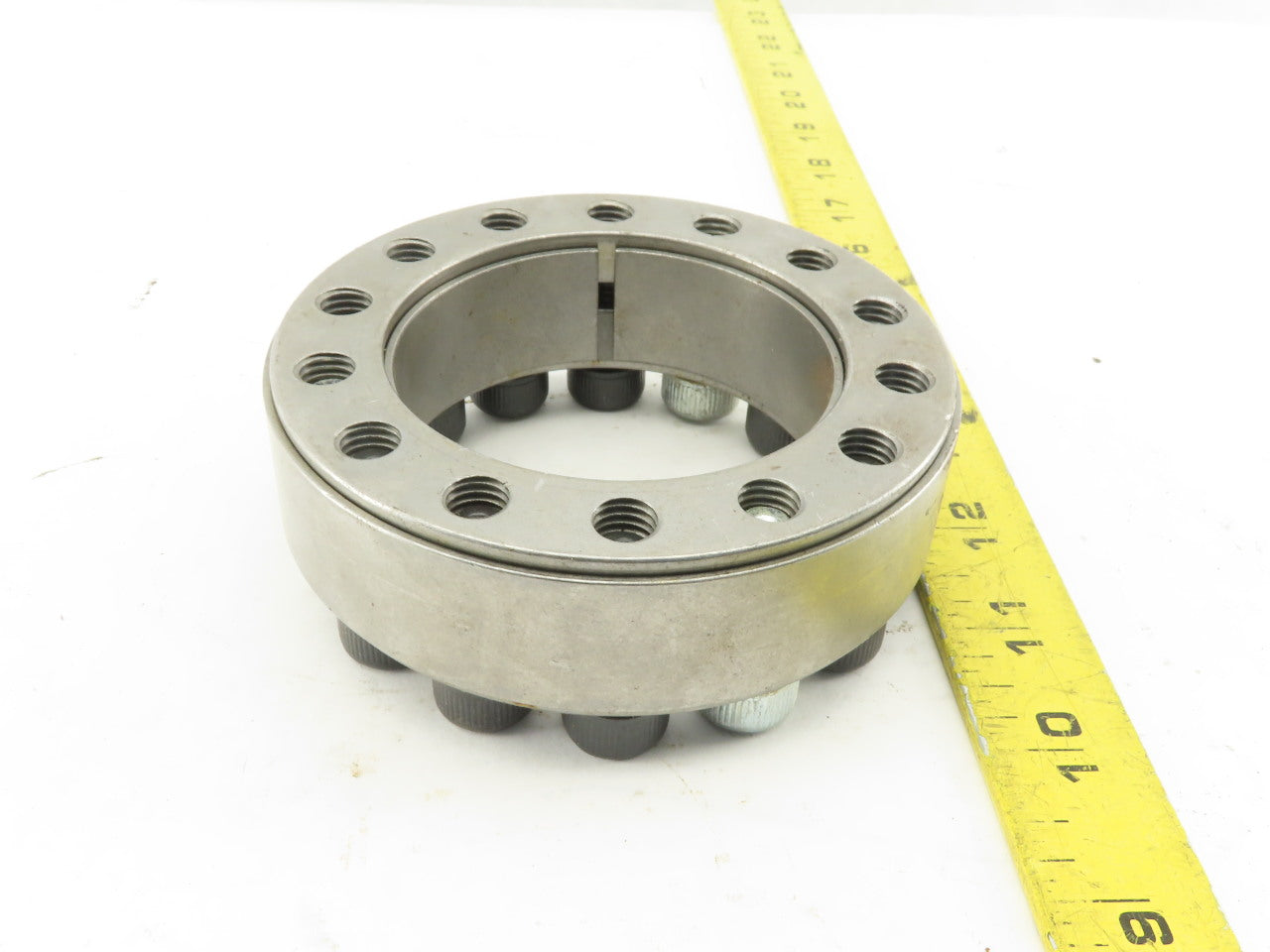 2-3/4" Bore Keyless Shaft Bushing