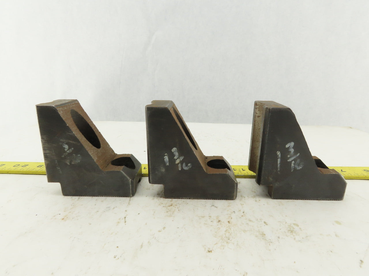 Ajax SER825H Chuck Jaw OD 1/16" x 90 Serrated 1-3/16" Radius Set Of 3
