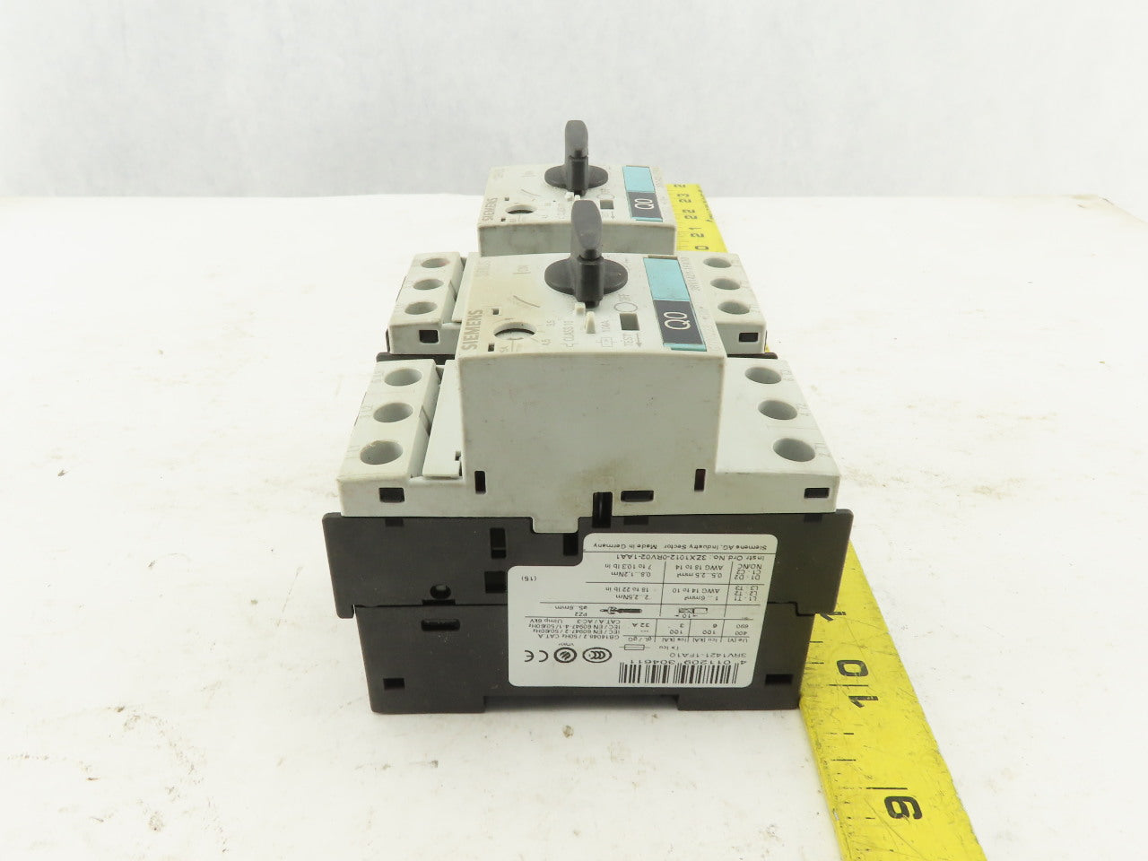 Siemens 3RV1421-1FA10 600V 32A Manual Starter Breaker 3.5-5A Trip Lot Of 2