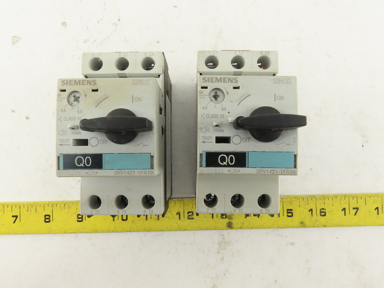 Siemens 3RV1421-1FA10 600V 32A Manual Starter Breaker 3.5-5A Trip Lot Of 2