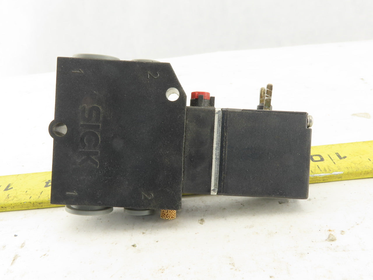 Sick 7027752 0-65 PSI Normally Open Solenoid Valve 24V