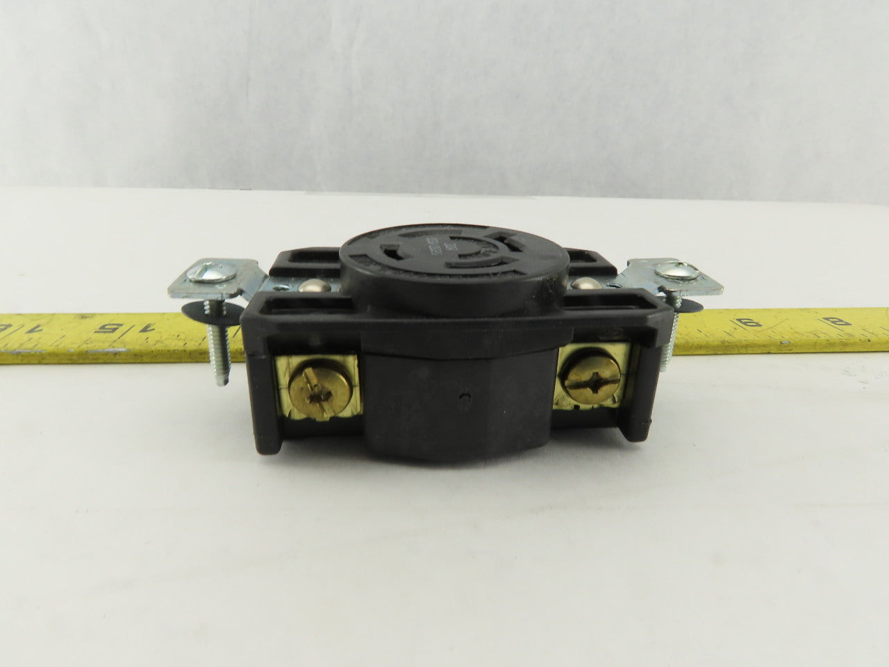 Arrow Hart AHL1820R 20A 120/208V 3PH 3P 4W Grounded Receptacle Black