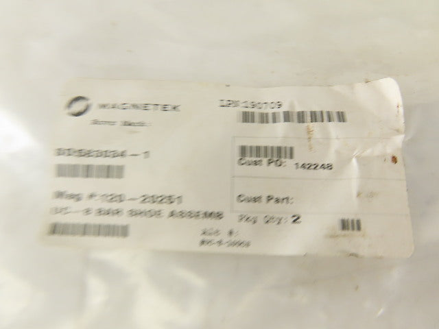 Magnetek 120-10065 UC-8-100CS UC-8 Universal Snap-in Bar Collector Shoe Lot Of 2