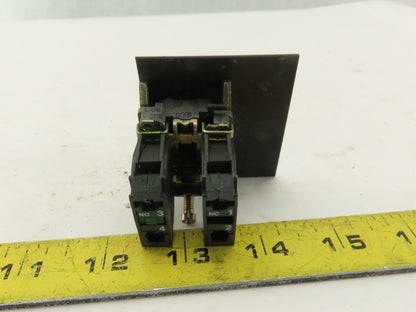 Telemecanique ZBE-101 NO NC Contact Keyed Selector Switch No Key 3 Position