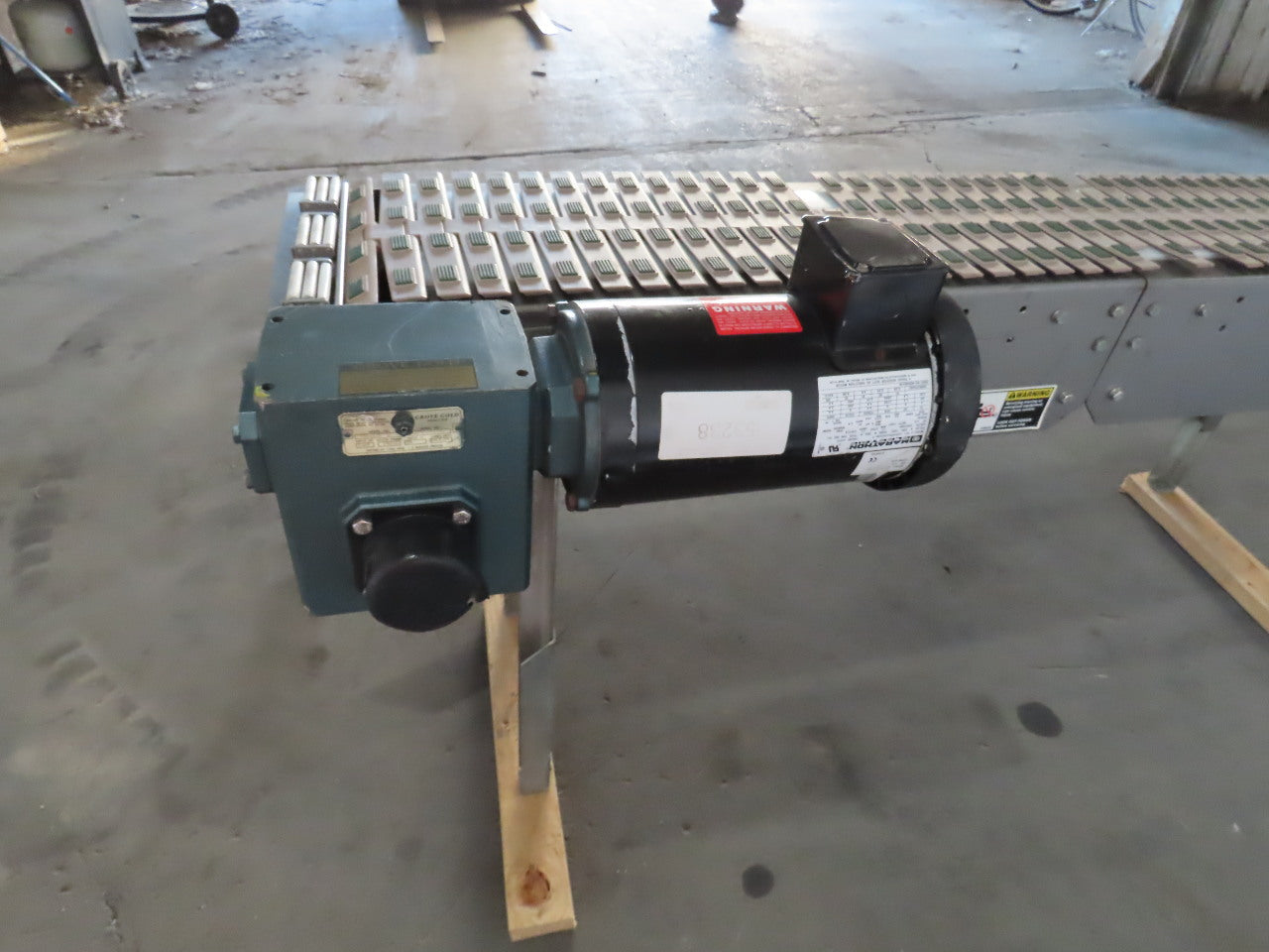 Slider Bed Belt Conveyor 12"wide Plastic chain Belt 73" OAL 115V Single Phase 1Ph